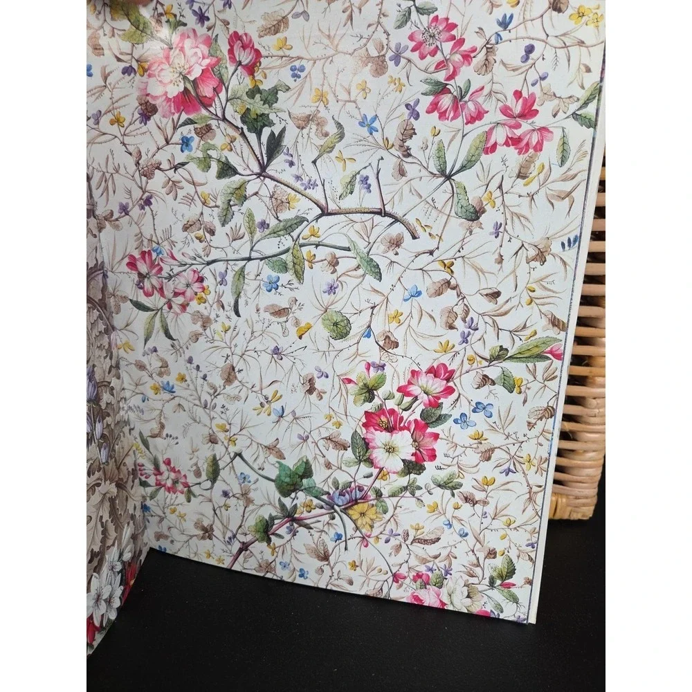 Giftwraps by Artists:  English Floral Patterns 18th Century Giftwraps Book USED!